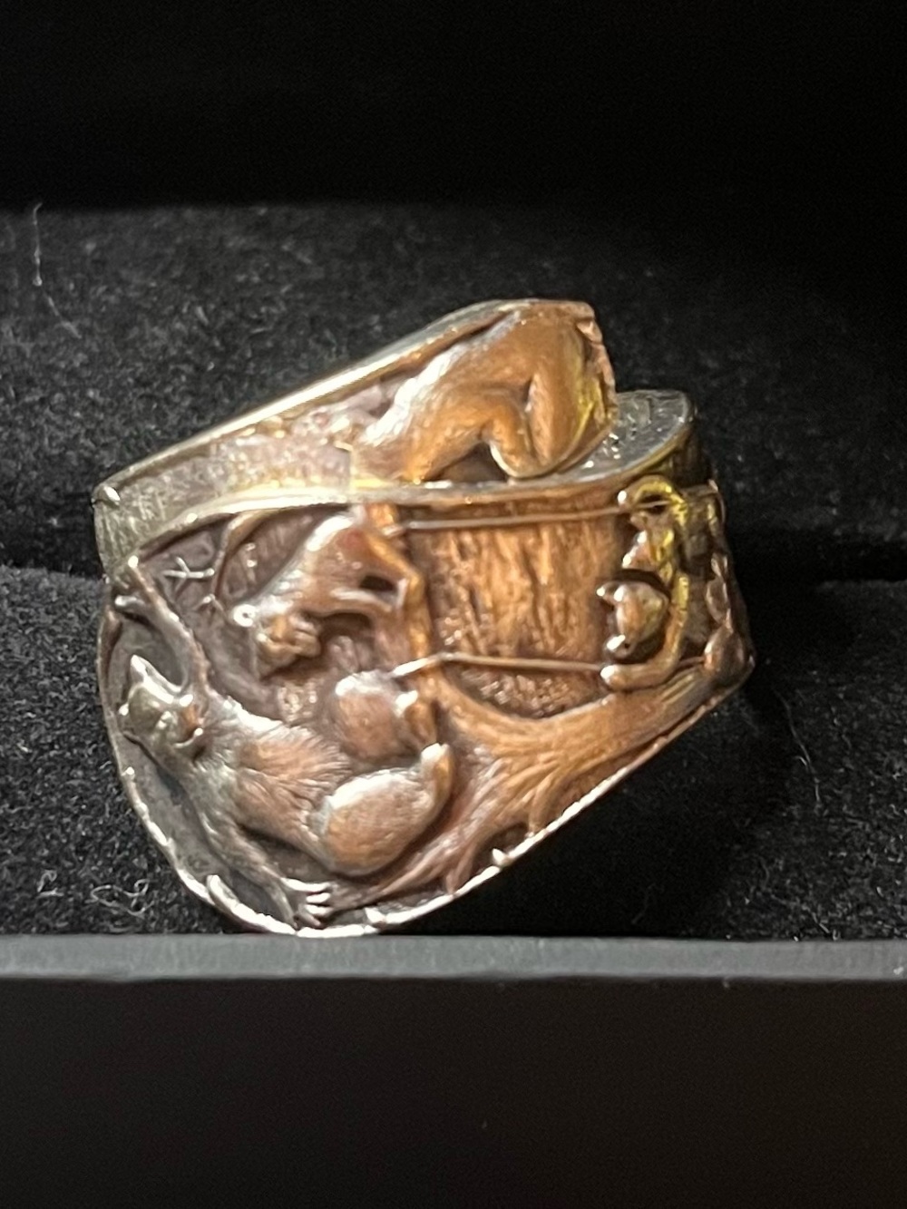 Sterling Silver plate Carved 3 Bears Motif Spoon Ring